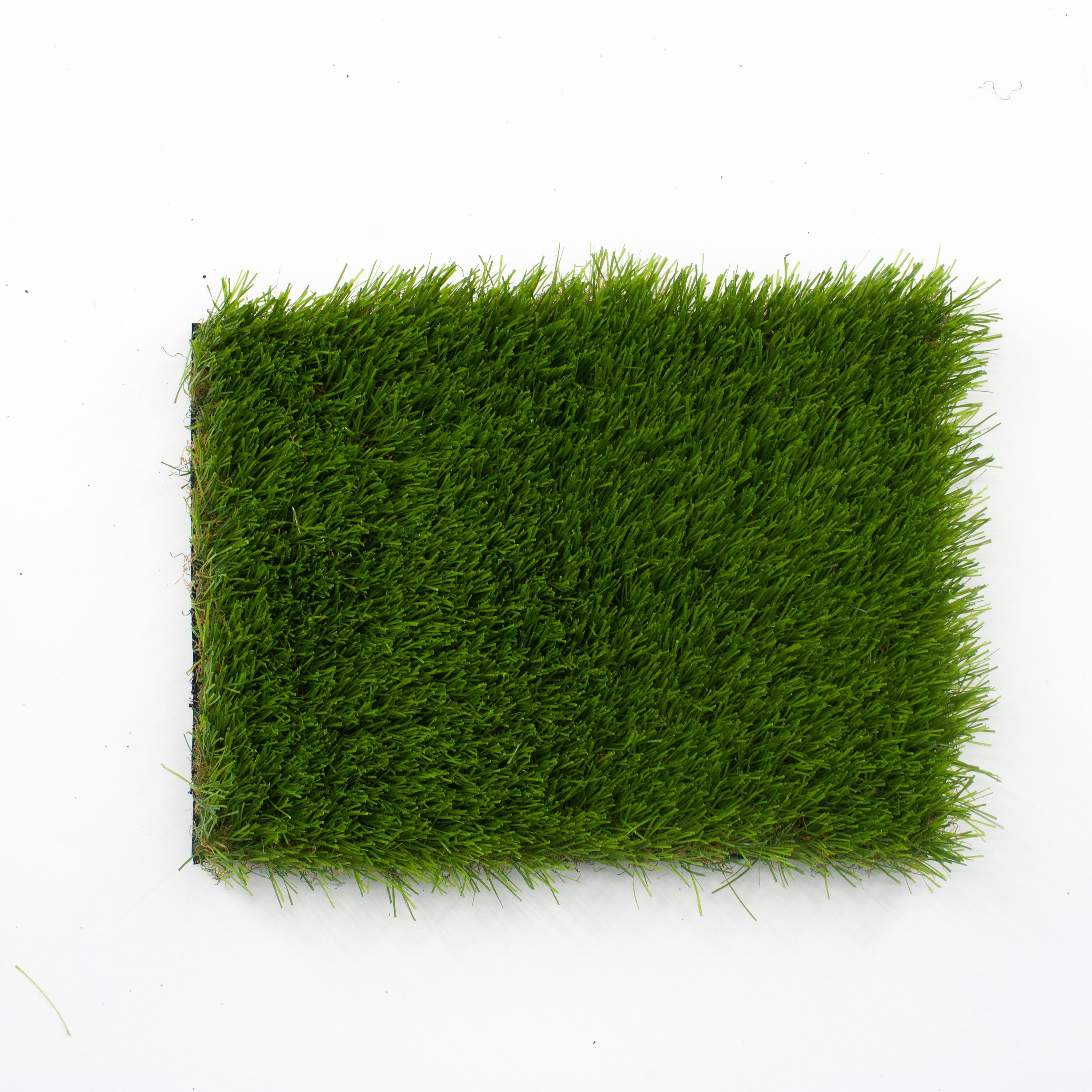 35 mm grüner Kunstrasen rund um den Pool